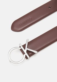 Calvin Klein LOCK LOGO BELT - Cintura - cioccolate lab