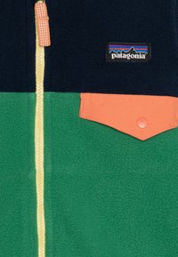 Patagonia BABY SNAP UNISEX - Veste polaire - gather green