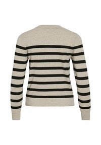 Beige svetr s černými horizontálními pruhy, dlouhými rukávy, kulatým výstřihem a žebrovanými manžetami. Vyrobeno z měkkého pleteného materiálu.