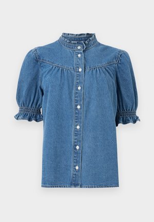 Blå denim bluse med korte ærmer, højt flæset krave, knaplukning foran, puffede ærmer og elastiske flæset manchetter.