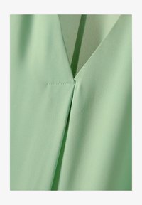 Niewybrane, light green