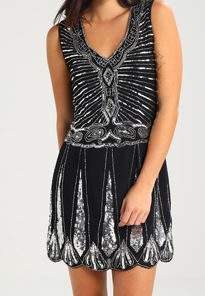 Koktejlové šaty / šaty na párty - black
