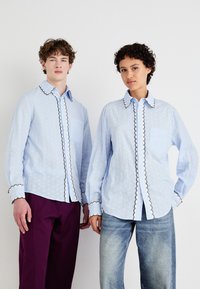 Sister Jane SALOON SCALLOP UNISEX - Overhemdblouse - blue