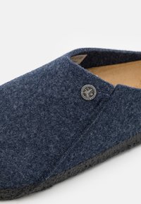 Birkenstock ZERMATT RIVET - Hjemmesko - dark blue
