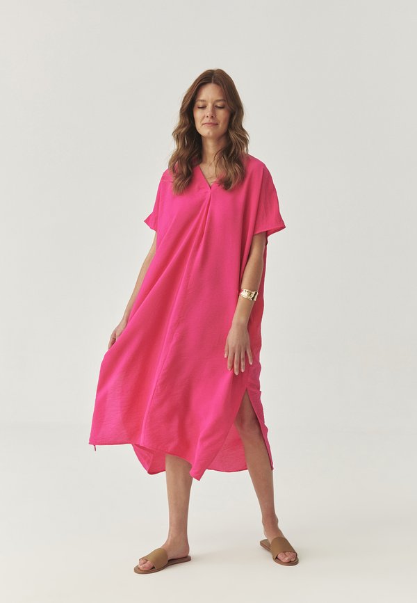 Freizeitkleid - fuchsia