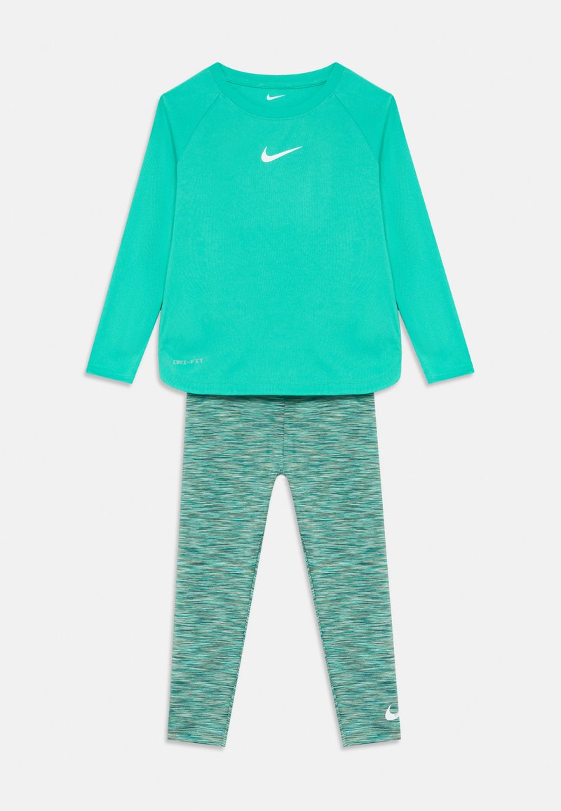 Nike Sportswear Longsleeve olijfgroen