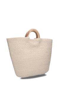 Beige touw boodschappentas met een taps toelopend ontwerp, voorzien van een houten cirkelvormig handvat en een gestructureerd oppervlak.