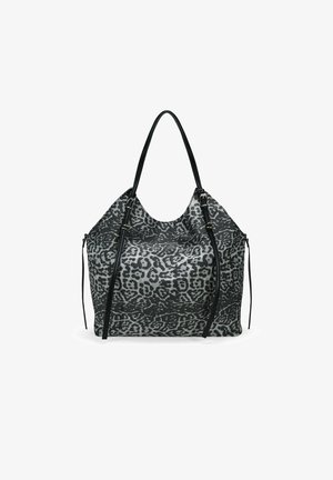 Gran bolso hobo con un diseño de estampado de leopardo en negro y gris, hecho de tela suave con correas y acentos de cuero negro.