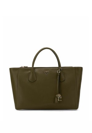 Sac à main en cuir vert olive avec double poignée, un logo de marque triangulaire et un pompon suspendu avec de petits breloques cadenas et clé.