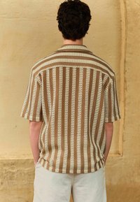 Next STRIPE SHORT SLEEVE - Vapaa-ajan kauluspaita - neutral