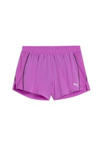 Roze sportske kratke hlače od laganog materijala, s crnim bočnim prugama i fleksibilnim pojasom. Sadrže bijeli logo blizu rubova.