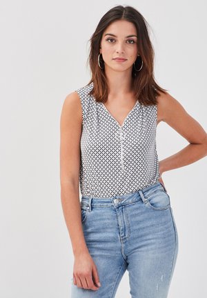 MIT BREITEN TRÄGERN - Blouse - off white