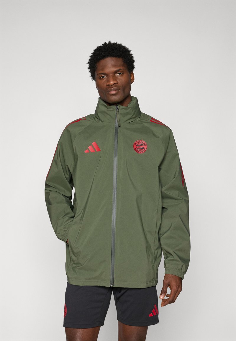 adidas Performance FC BAYERN RAIN JACKET - Klub merchandise - base green