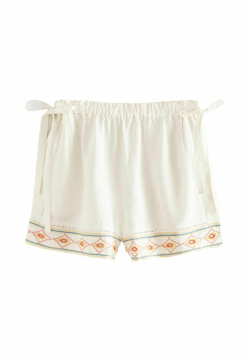 Vita bomullsshorts med elastisk midja, sidoknytning och färgglad diamantsöm vid fållen. Slen textur.