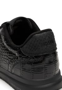 Woden NORA SOFT CROCO - Tenisice - black