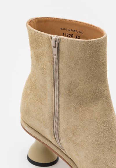 ECKHAUS LATTA TOADSTOOL BOOT UNISEX - Bottines - beige