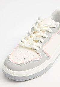 INSIDE Zapatillas - gris