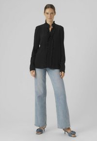 Vero Moda VMSELLA FRILL  - Blusa - black