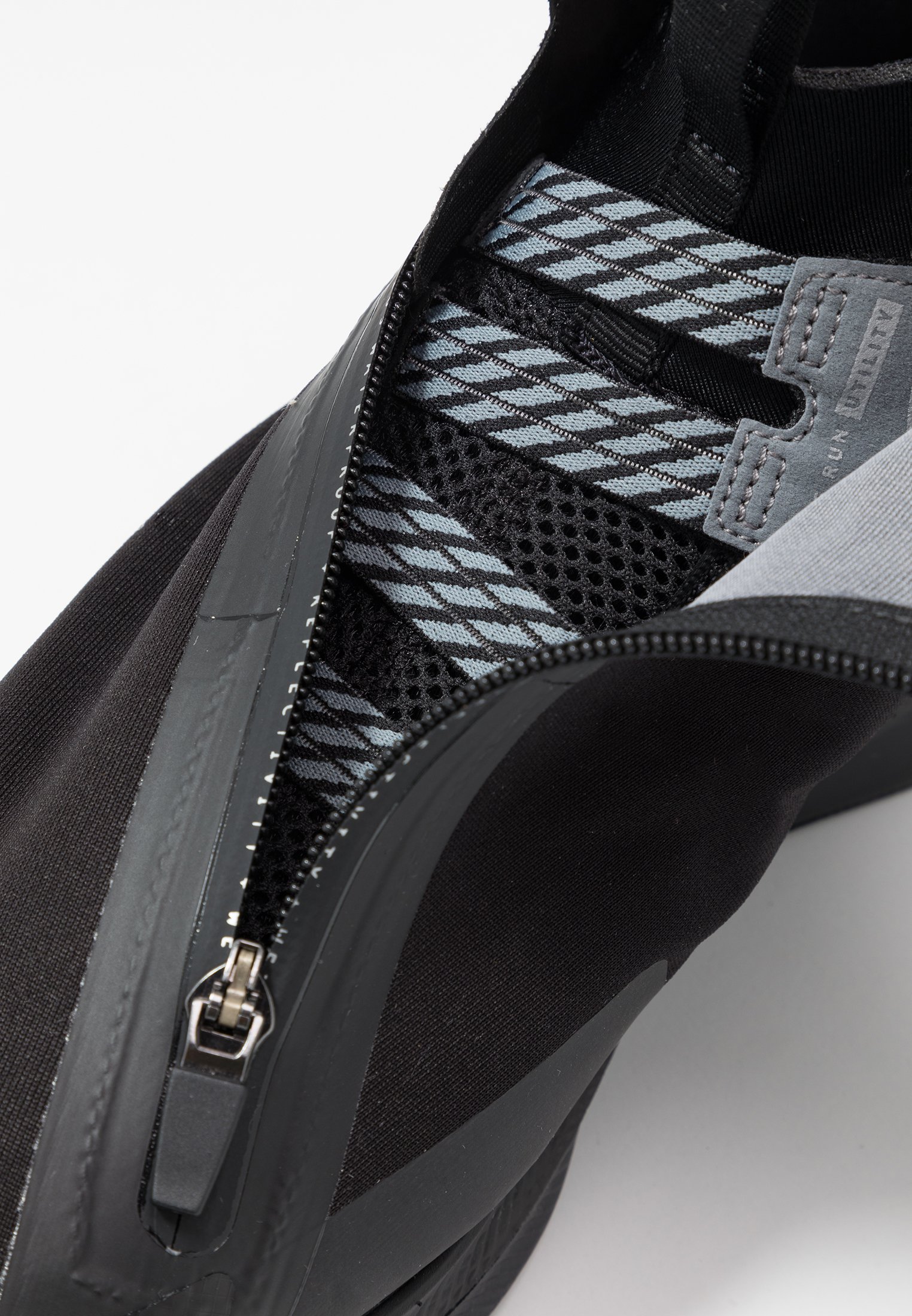 zoom pegasus turbo shield wp