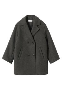 Tmavě šedý kabát z vlněné směsi s dvouřadým zapínáním, vykrojeným límcem, bočními kapsami a mírně přehnanými rukávy.