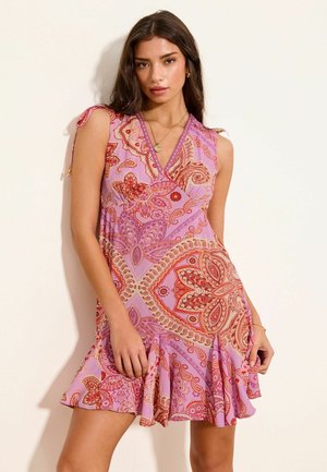 Lipsy, REGULAR FIT - V-NECK TIE BACK PLEAT HEM SLEEVELESS CRINKLE MINI DRESS - Hverdagskjole - purple paisley print