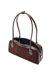 Brązowa torba z zamszu z szarymi skórzanymi dodatkami, wydłużonym kształtem, zamkiem błyskawicznym i podwójnymi uchwytami. Wnętrze wyposażone w kieszeń do organizacji.