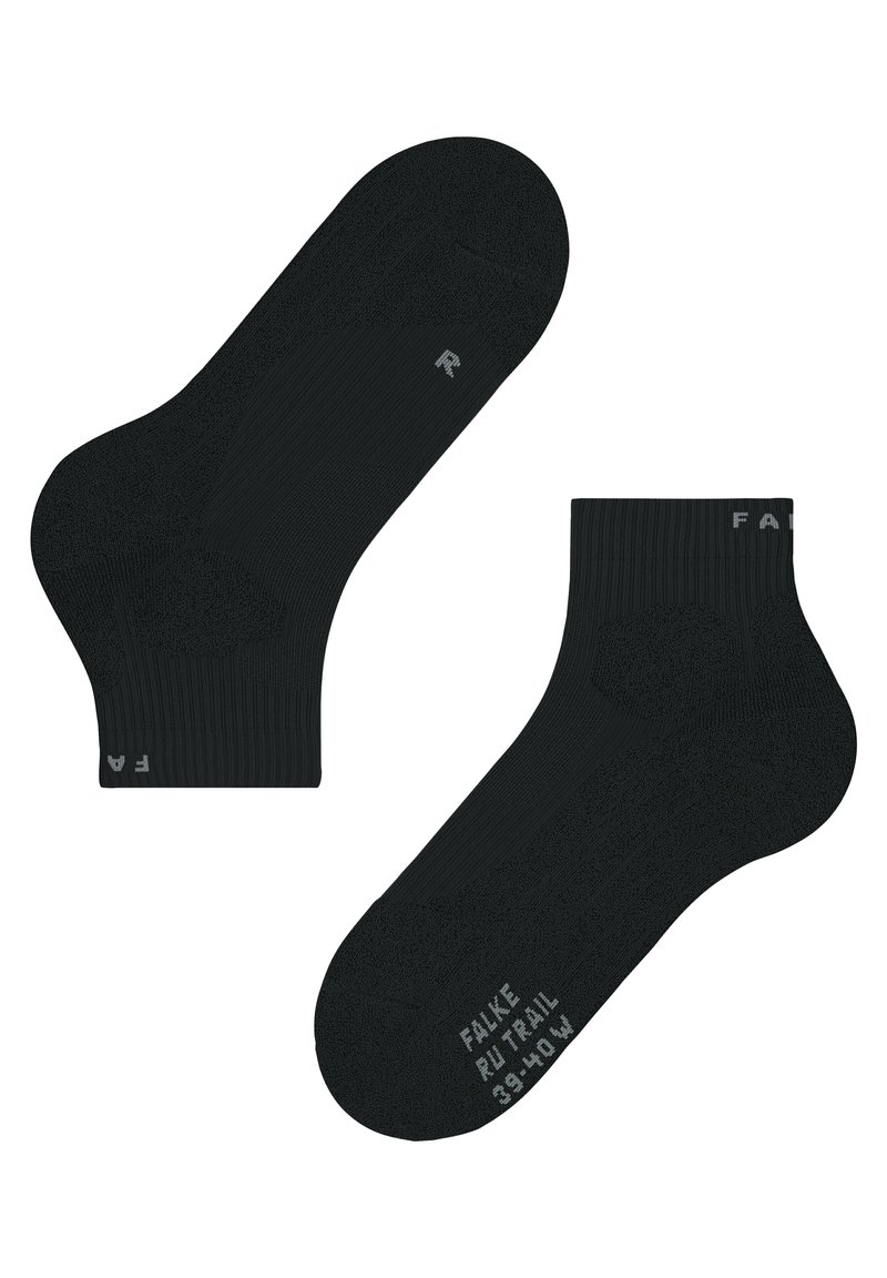 Calcetines negros hasta el tobillo con textura de canalé, que cuentan con áreas de talón y punta reforzadas. Logo de la marca impreso en gris en el exterior del calcetín.