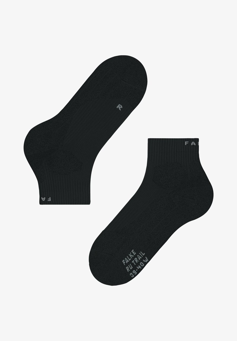 Calcetines negros hasta el tobillo con textura de canalé, que cuentan con áreas de talón y punta reforzadas. Logo de la marca impreso en gris en el exterior del calcetín.