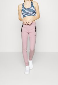 Ellesse Träningsbyxor - light pink