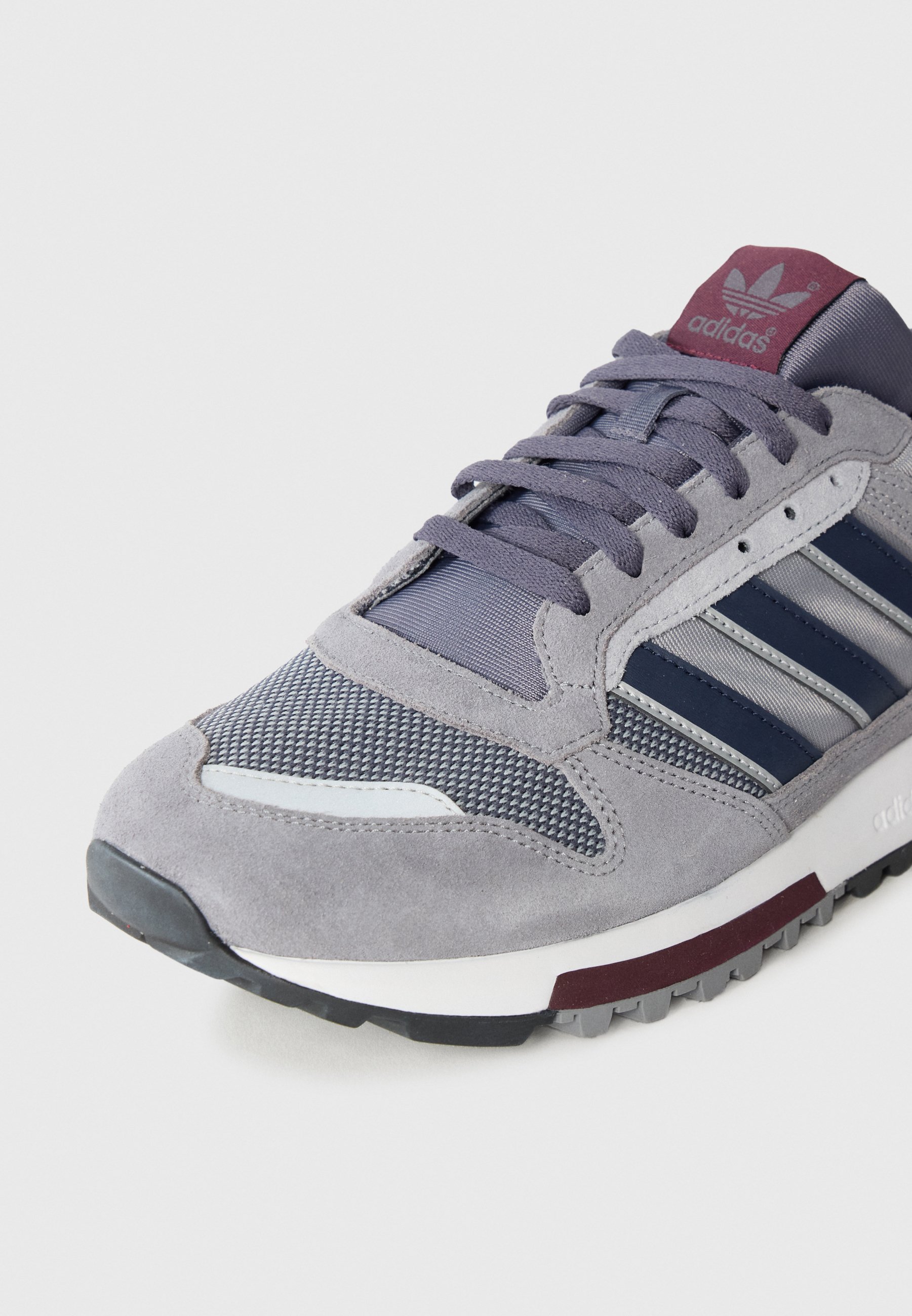 en.★ Adidas Originals ZX 600 Schoenen