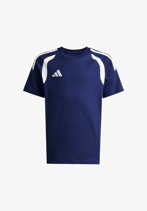 Granatowa sportowa koszulka z krótkim rękawem, białymi paskami na ramionach i logo Adidas na lewej piersi.