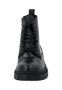 Stivali alla caviglia in pelle nera con punta rotonda, lacci sulla parte anteriore, suola resistente e una linguetta sul tallone per una facile calzata. Texture liscia e design elegante.