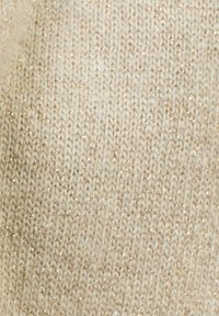 Unselected, beige