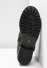 Steven New York Botines camperos - black