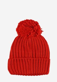 Czerwona dziana czapka z prążkowaną fakturą, z dużym pomponem na czubku i podwiniętym mankietem dla dodatkowego ciepła i stylu.