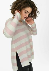 ONLY Strickpullover - cloud dancer