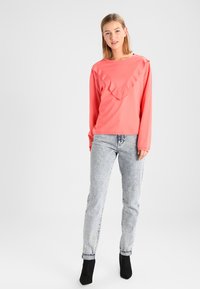 Urban Classics LADIES TERRY VOLANT CREW - Melegítőfelső - coral