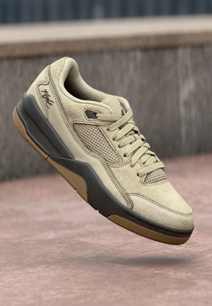 JORDAN FLIGHT COURT - Trainers - rattan/anthracite