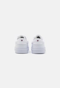 Tommy Hilfiger Joggesko - white/gold