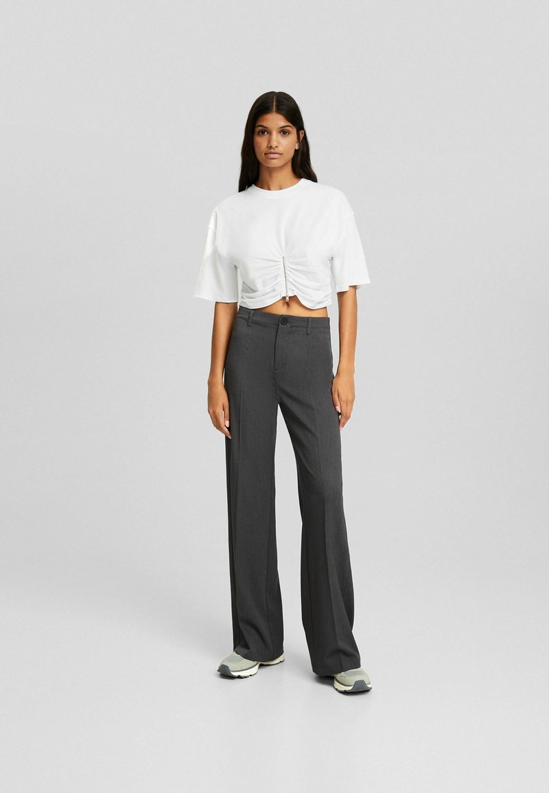 Bershka Broek donkergrijs gemêleerd