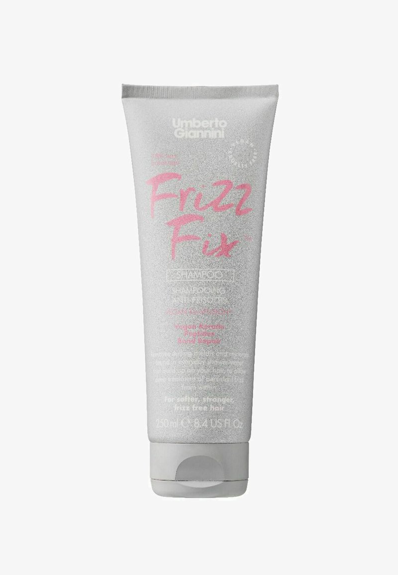 Zilveren buis shampoo met roze tekst gelabeld "Frizz Fix." Bevat 250 ml product. Heeft een gestructureerde afwerking en een flip-top dop.