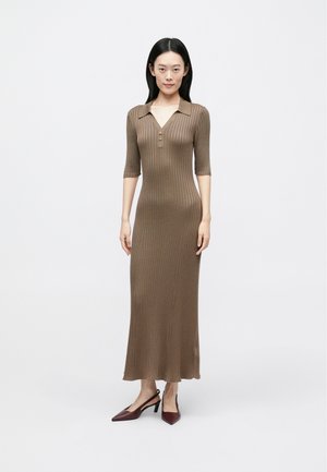 DRESS - Kampsunkleit - nordic taupe