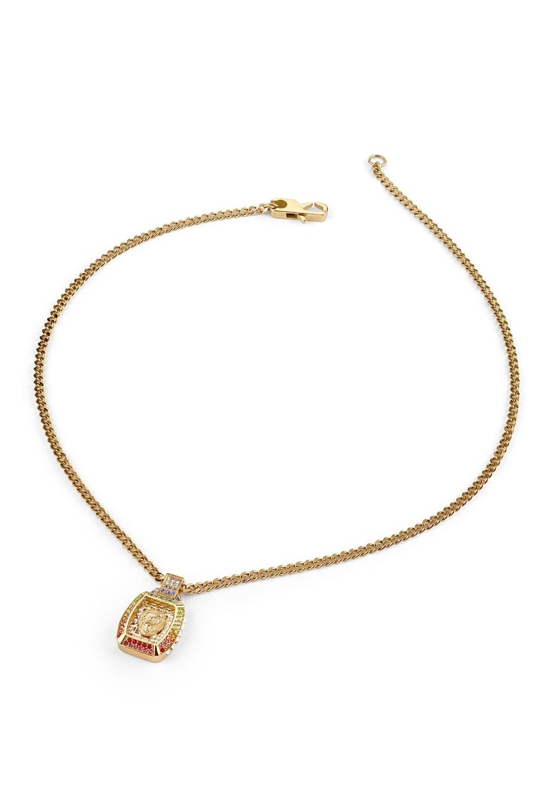 Collana in oro con pendente rettangolare impreziosito da accenti di gemme colorate, superficie liscia e chiusura a gancio.