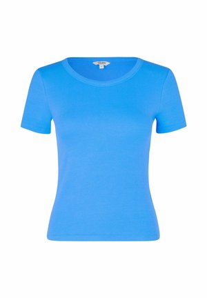 Majica kratkih rukava, okruglog izreza, u svijetloplavoj boji, napravljena od rebrastog materijala, uskog kroja, glatke teksture, s minimalnom dekoracijom, bez uzoraka.