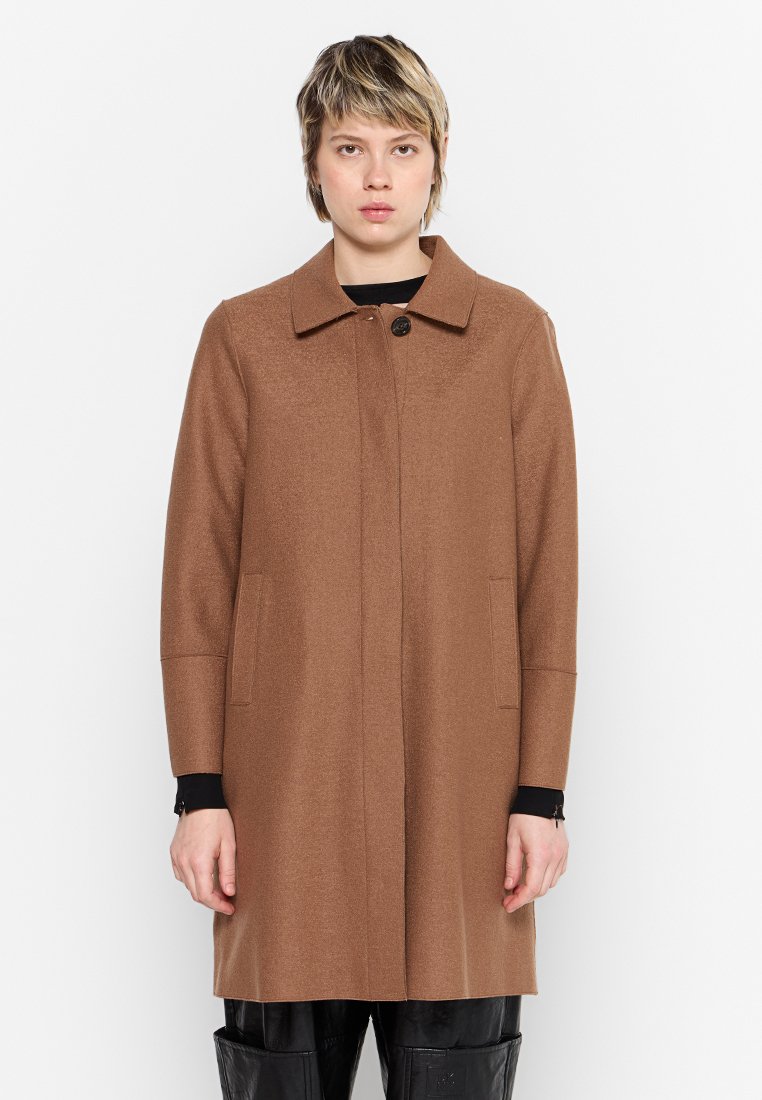 Oakwood Halflange jas bruin