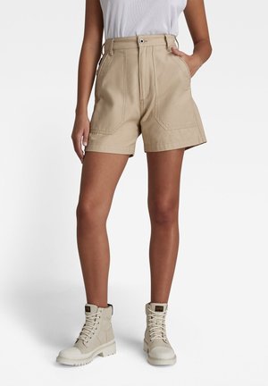 Short - beige