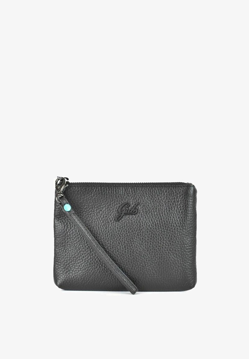 Clutch in pelle nera con finitura testurizzata, chiusura con zip e un manico rimovibile con un accento blu. Logo impresso sul davanti.