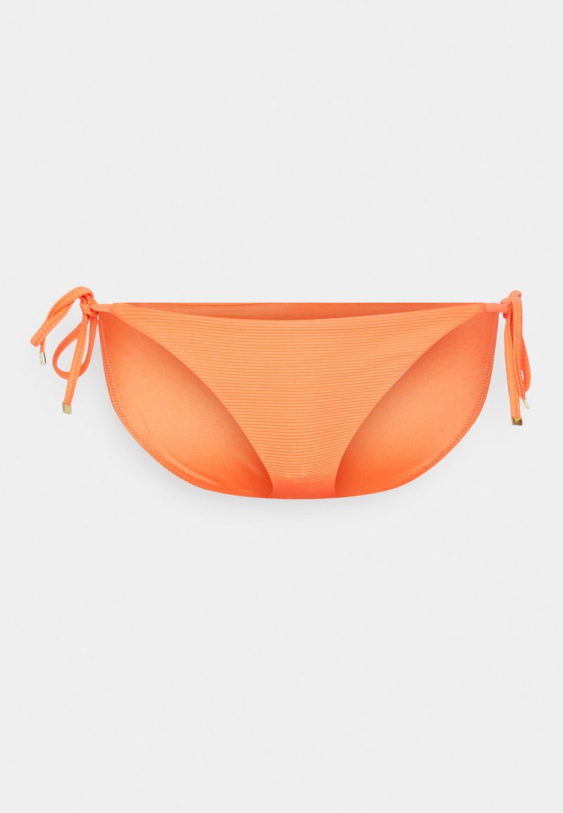 Parte debaixo de bikini laranja feita de um tecido elástico com uma textura canelada, apresentando laços laterais e um design suave e minimalista.