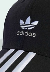adidas Originals ADICOLOR DASSLER - Caps - black