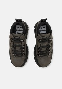 Buffalo GOSPHER HIKE  - Botine cu platformă - dark grey